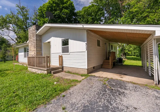 3rd image of 513 N 5Th St, Vienna, IL 62995 | MLS# 12664141