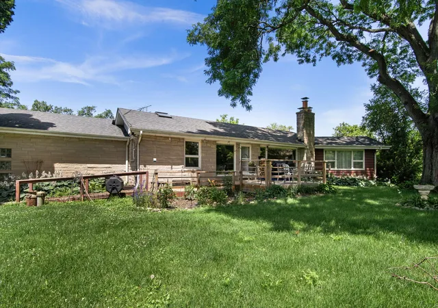 Homes for sale in St. Charles, IL | 6n192 Weber Dr, St. Charles, IL 60174 | MLS# 12664157