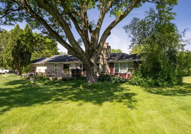 4th image of 6N192 Weber Dr, St. Charles, IL 60174 | MLS# 12664157