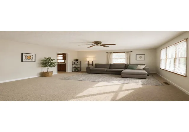 Homes for sale in South Holland, IL | 15527 Rose Dr, South Holland, IL 60473 | MLS# 12664163