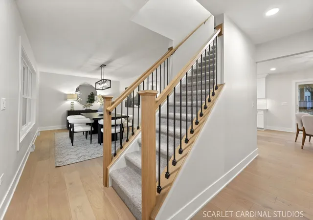 4th image of 1048 Summit Hills Ln, Naperville, IL 60563 | MLS# 12664166