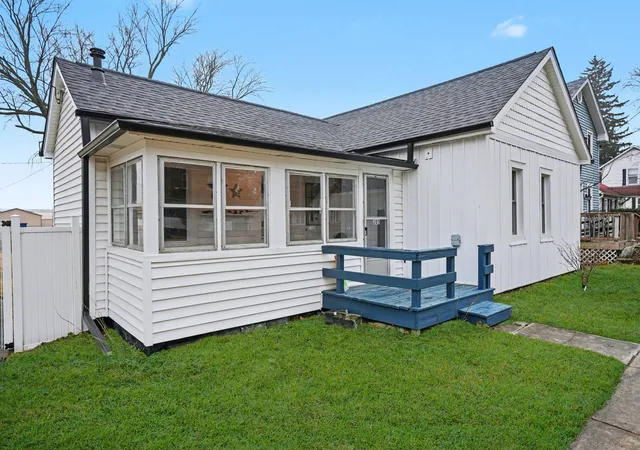 Homes for sale in Grant Park, IL | 205 E Taylor St, Grant Park, IL 60940 | MLS# 12664236