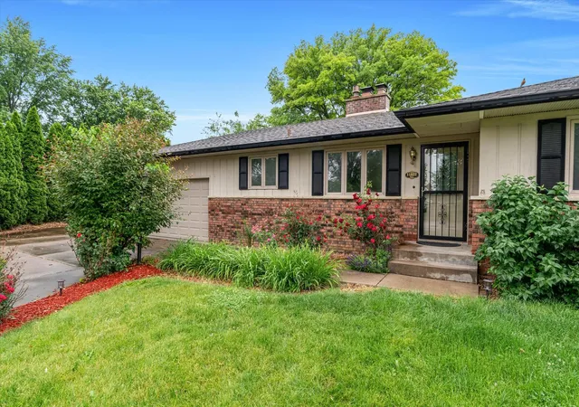 Photo 4 of Single family home for sale at 11822 3rd Street, Milan, IL 61264 | MLS# 12664242 | Listing updated on 2026-10-08