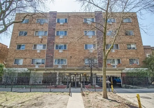 Homes for sale in Chicago, IL | 1415 W Lunt Ave #511, Chicago, IL 60626 | MLS# 12664285