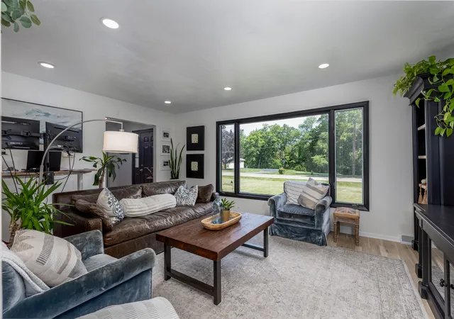 4th image of 15 Oaklane Dr, Ottawa, IL 61350 | MLS# 12664287