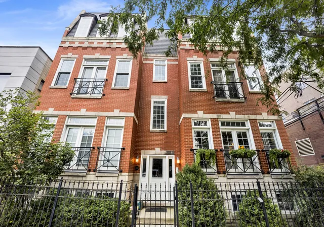 Photo 1 of Condo for sale at 1617 N Hermitage Ave #3N, Chicago, IL 60622 | MLS# 12664315 | Listing updated on 2026-09-16