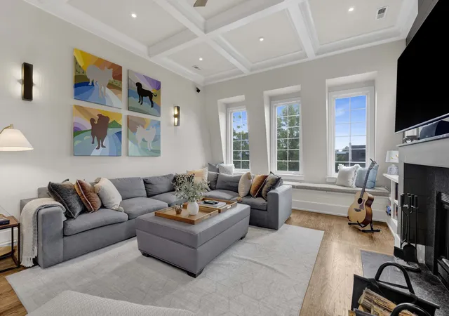 Listing Photo 4 - Condo for sale in building located at 1617 N Hermitage Ave, Chicago, IL 60622 - Unit #3N