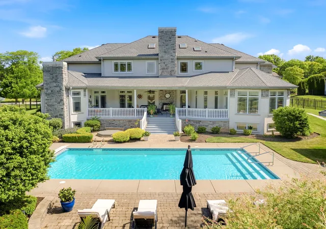 Photo 3 of Mansion for sale at 1110 Green Glen Ct, New Lenox, IL 60451 | MLS# 12664321 | Listing updated on 2026-10-05