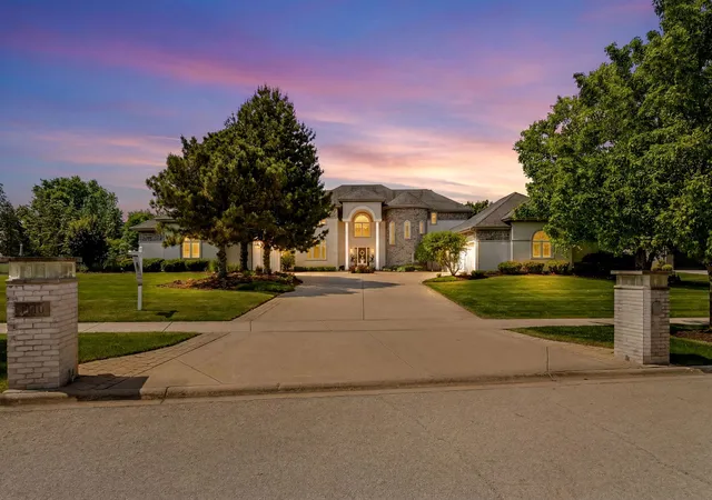 Photo 2 of Mansion for sale at 1110 Green Glen Ct, New Lenox, IL 60451 | MLS# 12664321 | Listing updated on 2026-10-05