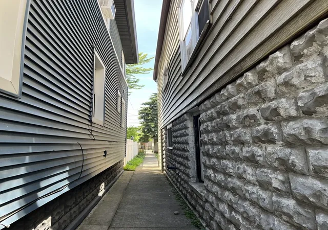 3rd image of 1528 Euclid Ave, Berwyn, IL 60402 | MLS# 12664364