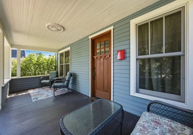 Photo 3 of Single family home for sale at 4712 Main St, Downers Grove, IL 60515 | MLS# 12664420 | Listing updated on 2026-09-21