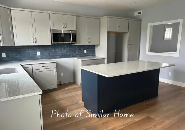 Photo 3 of Single family home for sale at 3101 W 34th Street, Davenport, IA 52806 | MLS# 12664487 | Listing updated on 2026-10-20