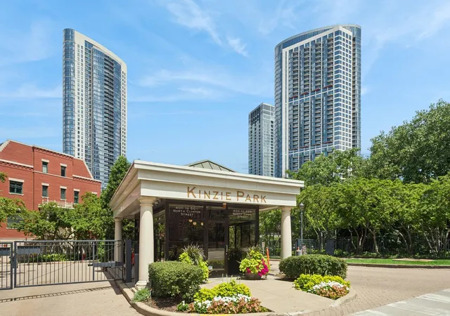 2nd image of Kinzie Park, Chicago, IL 60654