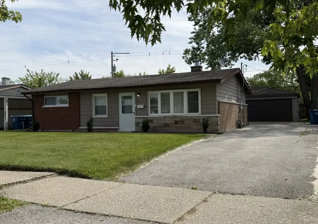 2nd image of 1495 Freeland Ave, Calumet City, IL 60409 | MLS# 12664528
