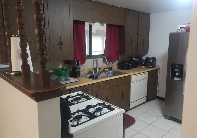 Homes for sale in Kankakee, IL | 1160 Westlawn Dr, Kankakee, IL 60901 | MLS# 12664557