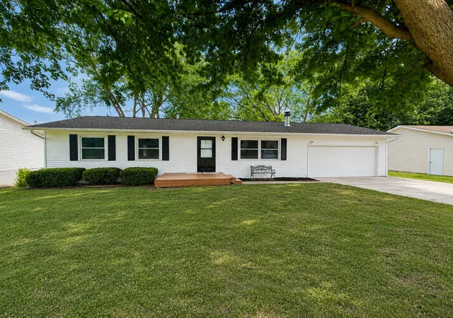 Homes for sale in Orion, IL | 120 Henry Dr, Orion, IL 61273 | MLS# 12664618