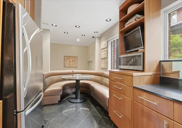 4th image of 5400 S Hyde Park Blvd #1c, Chicago, IL 60615 | MLS# 12664629