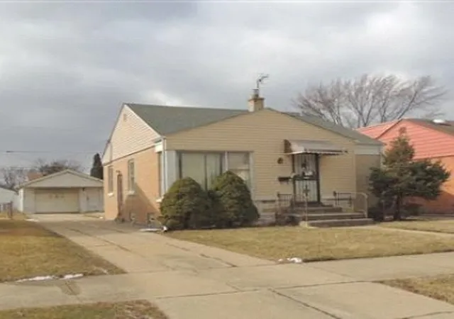 2nd image of 520 48th Ave, Bellwood, IL 60104 | MLS# 12664630