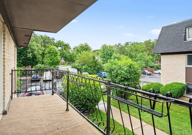 Homes for sale in Palos Hills, IL | 11115 S 84th Ave #2B, Palos Hills, IL 60465 | MLS# 12664763