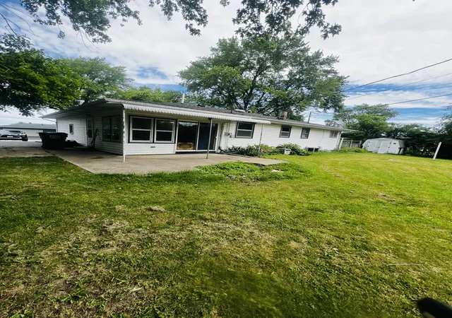 5th image of 3858 E Lakeview Dr, Kankakee, IL 60901 | MLS# 12664769