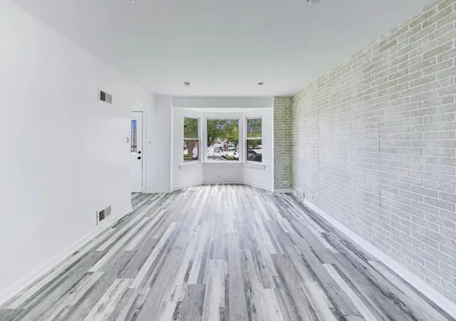 5th image of 5718 N Parkside Ave, Chicago, IL 60646 | MLS# 12664773