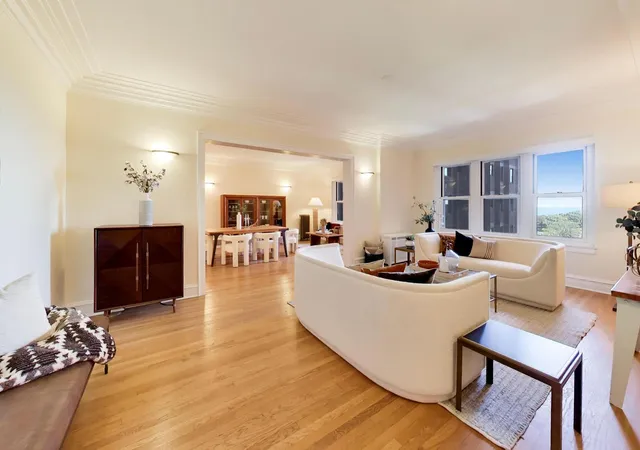 Photo 4 of Townhouse for sale at (Undisclosed), Chicago, IL 60637 | MLS# 12664813 | Listing updated on 2026-10-20