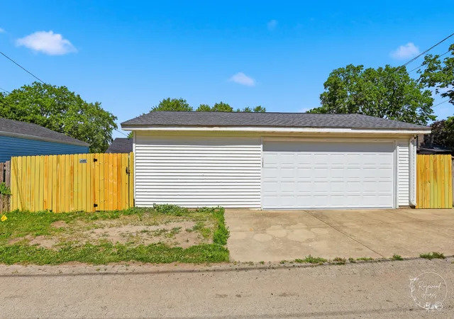 Homes for sale in Bradley, IL | 372 N Blaine Ave, Bradley, IL 60915 | MLS# 12664840