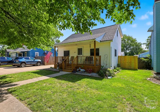 Homes for sale in Bradley, IL | 372 N Blaine Ave, Bradley, IL 60915 | MLS# 12664840