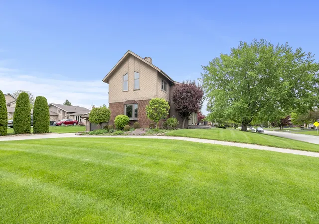 Homes for sale in Homer Glen, IL | 13657 S Parker Rd, Homer Glen, IL 60491 | MLS# 12664842