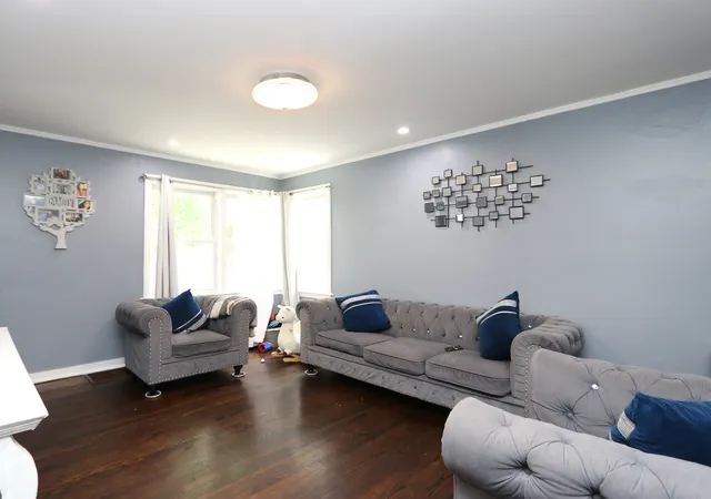 Photo 2 of Single family home for sale at 10134 S Bensley Ave, Chicago, IL 60617 | MLS# 12664904 | Listing updated on 2026-08-02