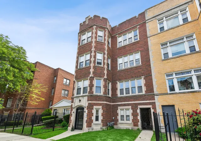 2nd image of 6835 S Clyde Ave, Chicago, IL 60649 | MLS# 12664985
