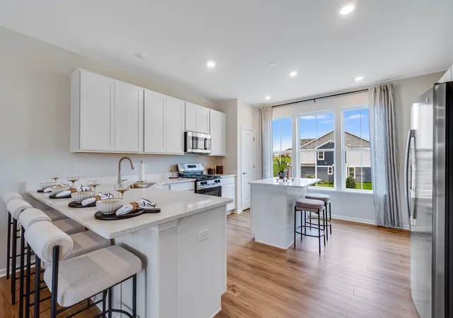 3rd image of 517 Red Oak Cir, Volo, IL 60020 | MLS# 12665094
