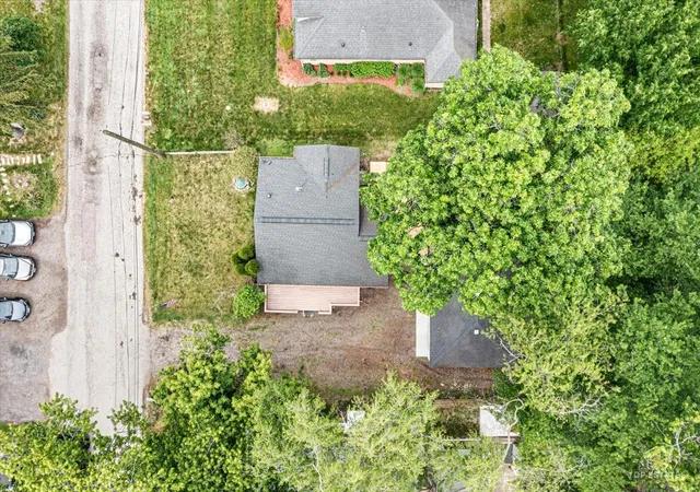 Homes for sale in Mc Henry, IL | 2622 W Emerald Ct, Mc Henry, IL 60051 | MLS# 12665102