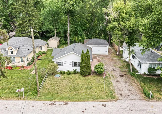 Homes for sale in Mc Henry, IL | 2622 W Emerald Ct, Mc Henry, IL 60051 | MLS# 12665102