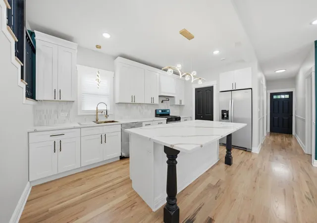 Homes for sale in Chicago, IL | 1513 W 61St St, Chicago, IL 60636 | MLS# 12665175