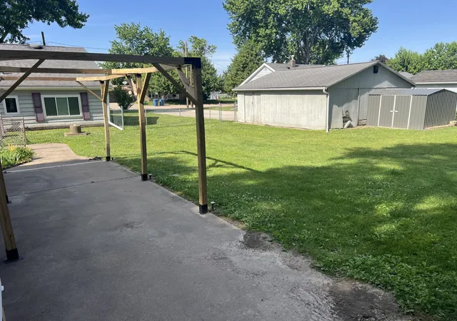 5th image of 113 4Th St, Carbon Cliff, IL 61239 | MLS# 12665194