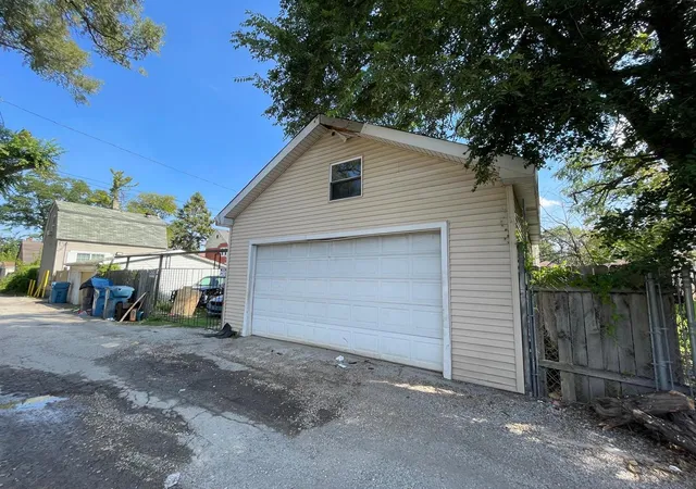 29th image of 15736 Lathrop Ave, Harvey, IL 60426 | MLS# 12665227