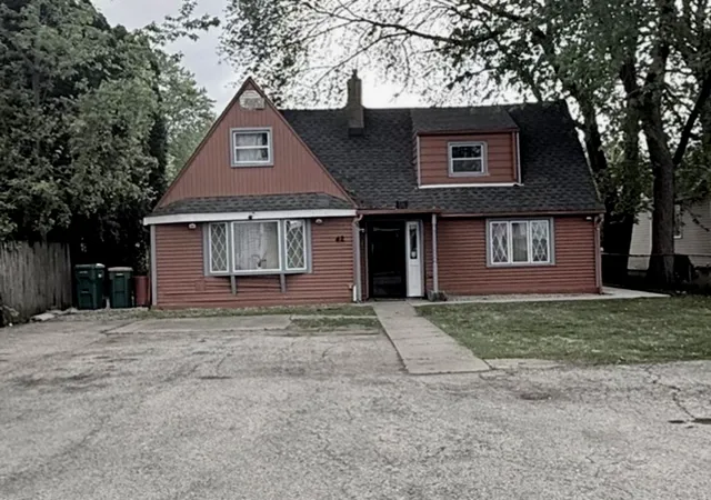 3rd image of 42 Rushmore Rd, Fox Lake, IL 60020 | MLS# 12665375
