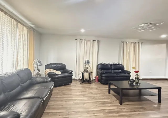 4th image of 42 Rushmore Rd, Fox Lake, IL 60020 | MLS# 12665375