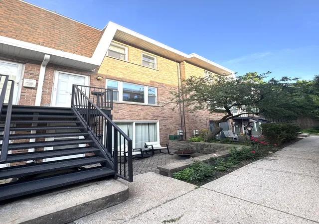 Homes for sale in Chicago, IL | 4035 N Keystone Ave #G, Chicago, IL 60641 | MLS# 12665492