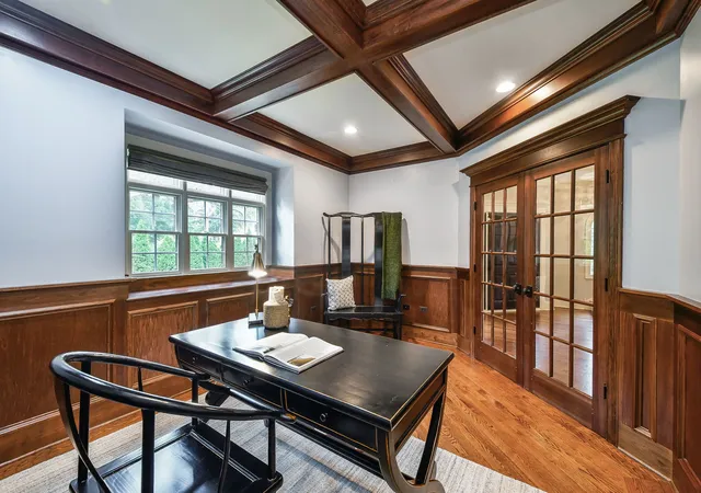5th image of 605 Thornwood Dr, Naperville, IL 60540 | MLS# 12665517