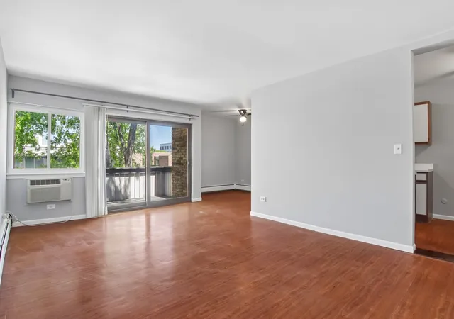 Homes for sale in Schaumburg, IL | 1806 Hemlock Pl #303, Schaumburg, IL 60173 | MLS# 12665590