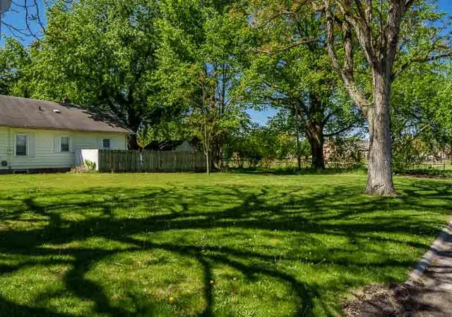 Homes for sale in Rockford, IL | 801 18th St, Rockford, IL 61104 | MLS# 12665671