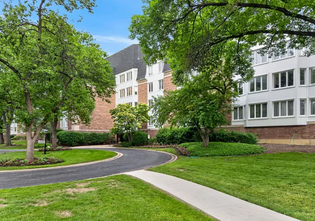 Photo 1 of Condo for sale at 225 Lake Blvd #545, Buffalo Grove, IL 60089 | MLS# 12665729 | Listing updated on 2026-09-17
