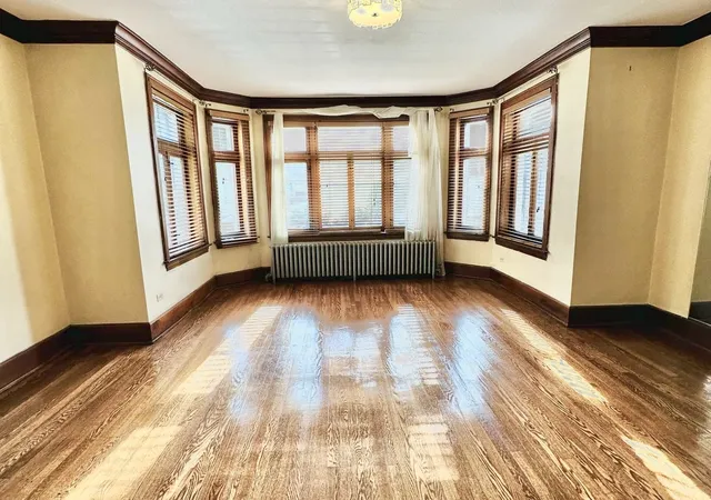 3rd image of 6733 S Maplewood Ave, Chicago, IL 60629 | MLS# 12665761