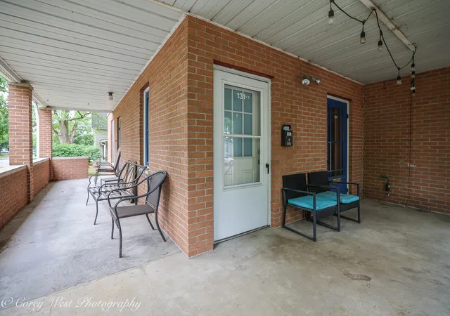 Homes for sale in De Kalb, IL | 131 S 7Th St, De Kalb, IL 60115 | MLS# 12665866