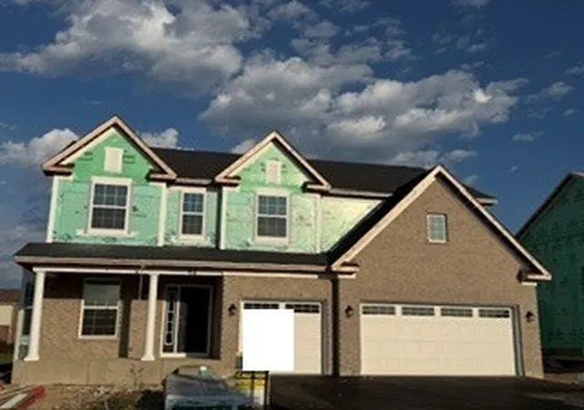 Photo 1 of Single family home for sale at 42 River Highlands Dr, Hawthorn Woods, IL 60047 | MLS# 12665881 | Listing updated on 2026-10-16