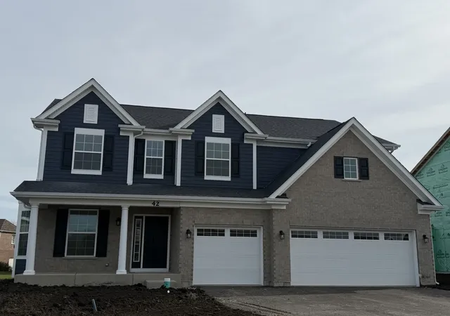 Single family home for sale at 42 River Highlands Dr, Hawthorn Woods, IL 60047 | MLS# 12665881
