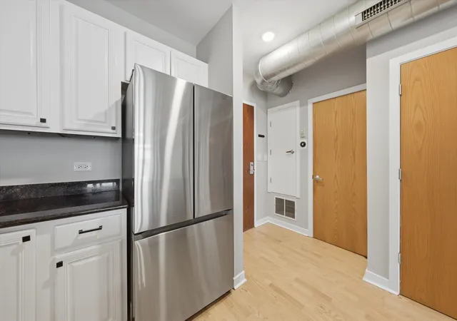 Homes for sale in Chicago, IL | 1610 W Fullerton Ave #403, Chicago, IL 60614 | MLS# 12665883