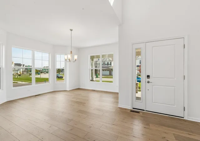 Photo 4 of Single family home for sale at 66 Hawthorn Ridge Dr, Hawthorn Woods, IL 60047 | MLS# 12665901 | Listing updated on 2026-09-07